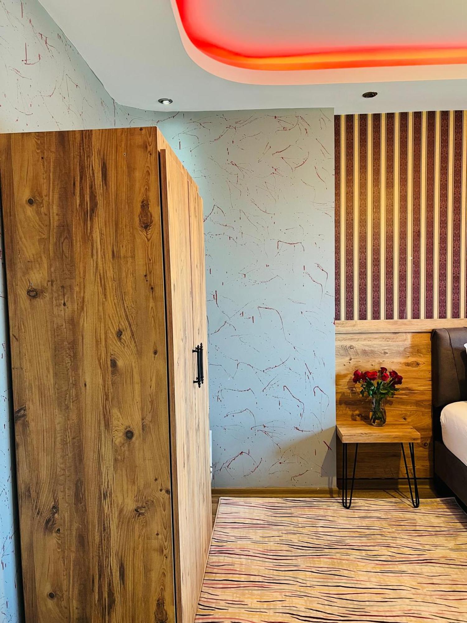 Aria Plus Ev-Otel Çiftlik Exterior foto